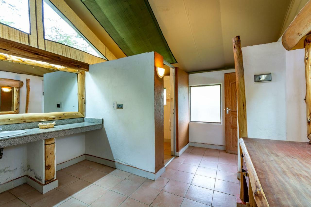 Lake Naivasha Crescent Camp Dış mekan fotoğraf